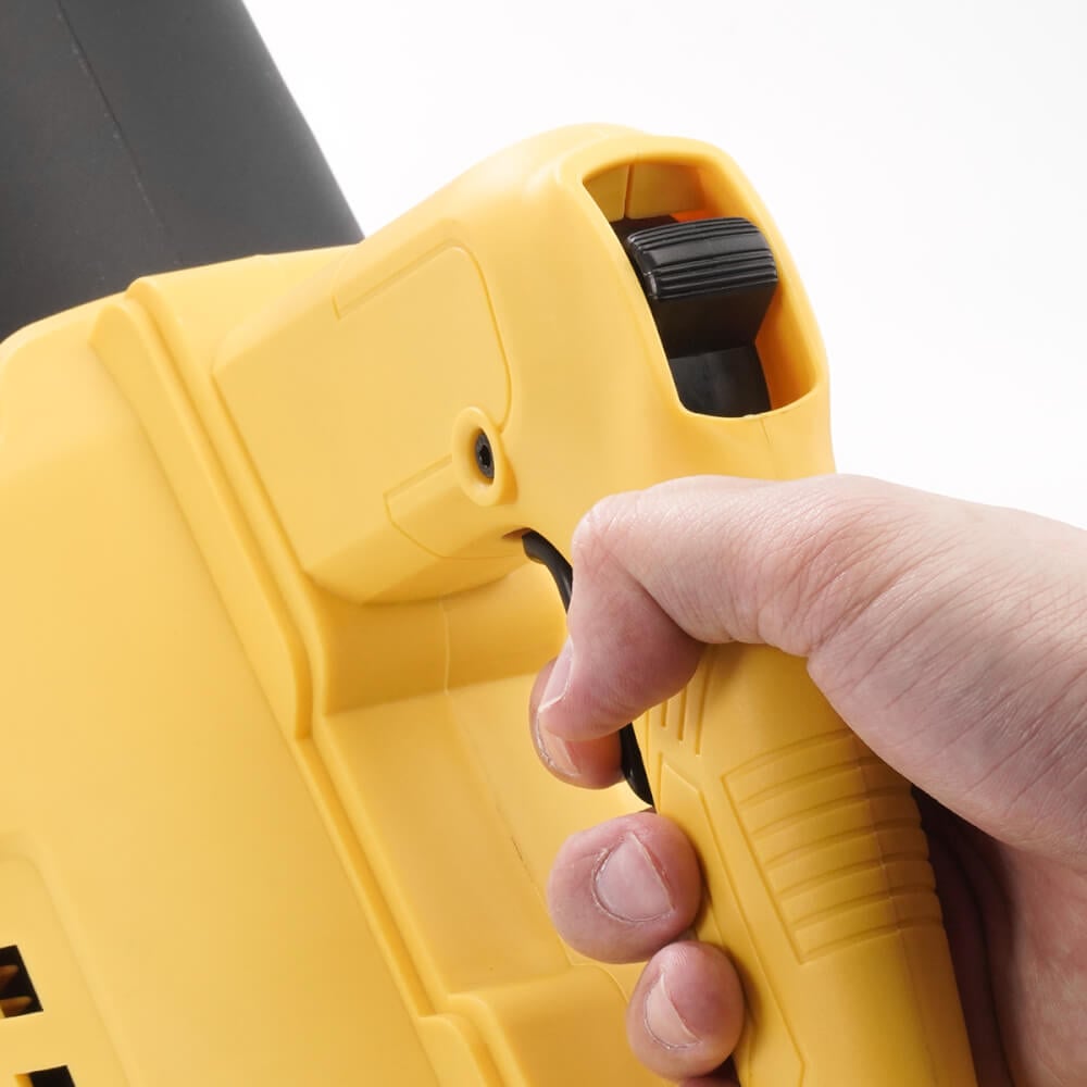 เครื่องเป่าใบไม้ไร้สาย (พร้อมแบตเตอรี่ MK-SERIES) DELTON รุ่น CBL-800X 3,800 วัตต์